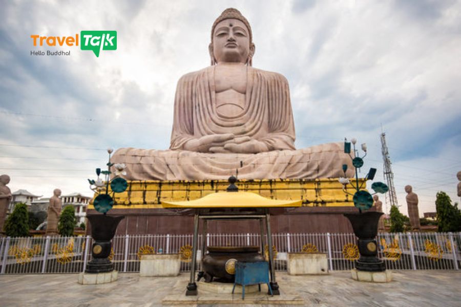 Bức tượng Đại Phật ở Bodh Gaya mang đến sự thanh thản và yên bình