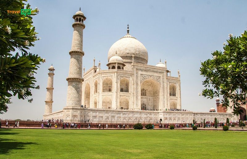 Đền Taj Mahal được xem là biểu tượng của tình yêu vĩnh hằng