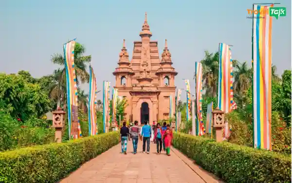 Lịch trình chi tiết tour hành hương Tứ Động Tâm tại Traveltalk
