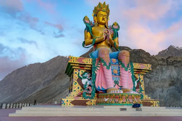 Chi phí Tour Ladakh Ấn Độ Hemis Festival 2026