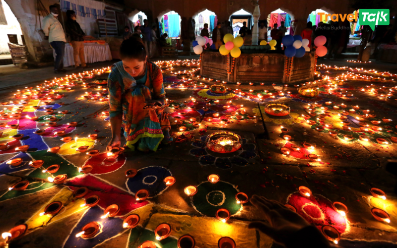 Lễ hội ánh sáng ở Ấn Độ Diwali lung linh màu sắc
