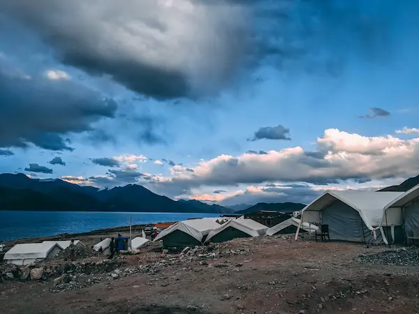 Trải nghiệm khi Camping Ladakh Ấn Độ