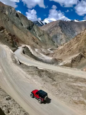 Tour xe jeep Ladakh Ấn Độ: Hành trình off-road dành cho tín đồ mạo hiểm
