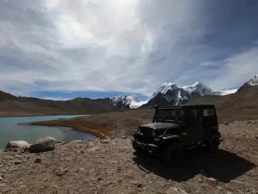 Vì sao nên chọn Tour xe jeep Ladakh Ấn Độ?