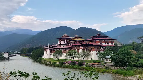 Lịch trình chi tiết Tour Ấn Độ Bhutan 2025