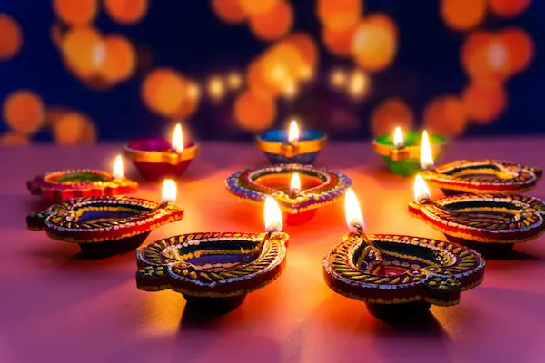Tour lễ hội Ấn Độ 2025 – Holi, Diwali & Kumbh Mela huyền thoại