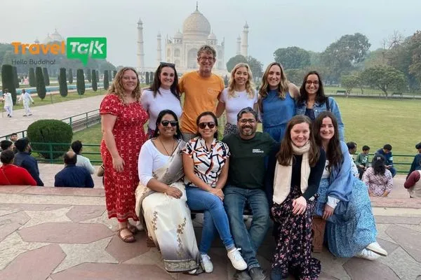 Ngắm và chụp ảnh bình minh tại Taj Mahal