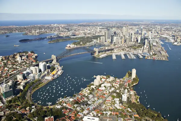 Canberra Hay Sydney Quan Trọng Hơn?